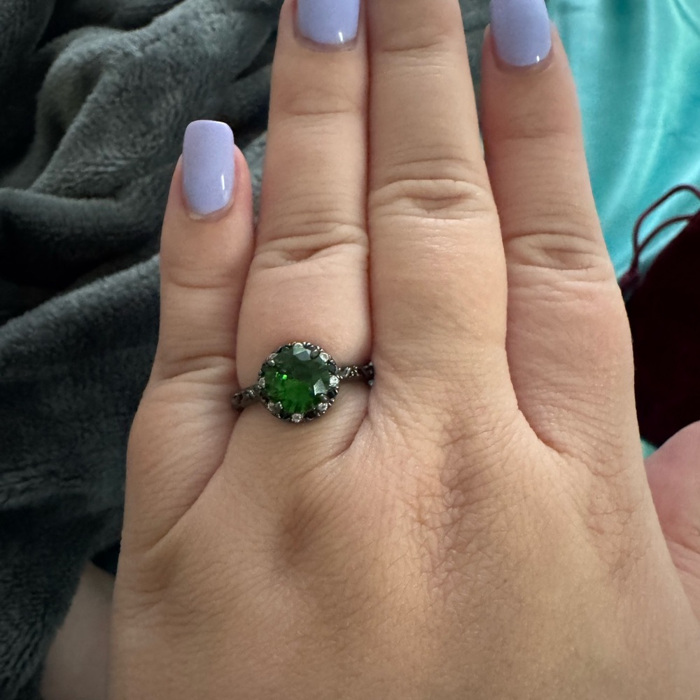 Elegant Green Stone Ring